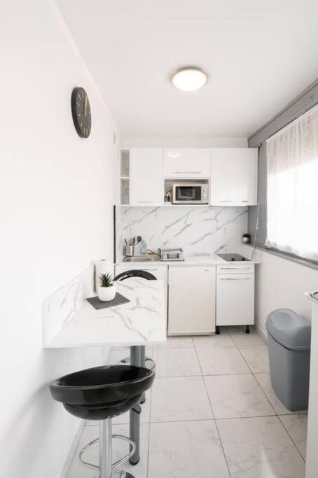 Le Jasseron - Appartement Cosy Avec Garage Quartier Partdieu Lyon Exteriör bild