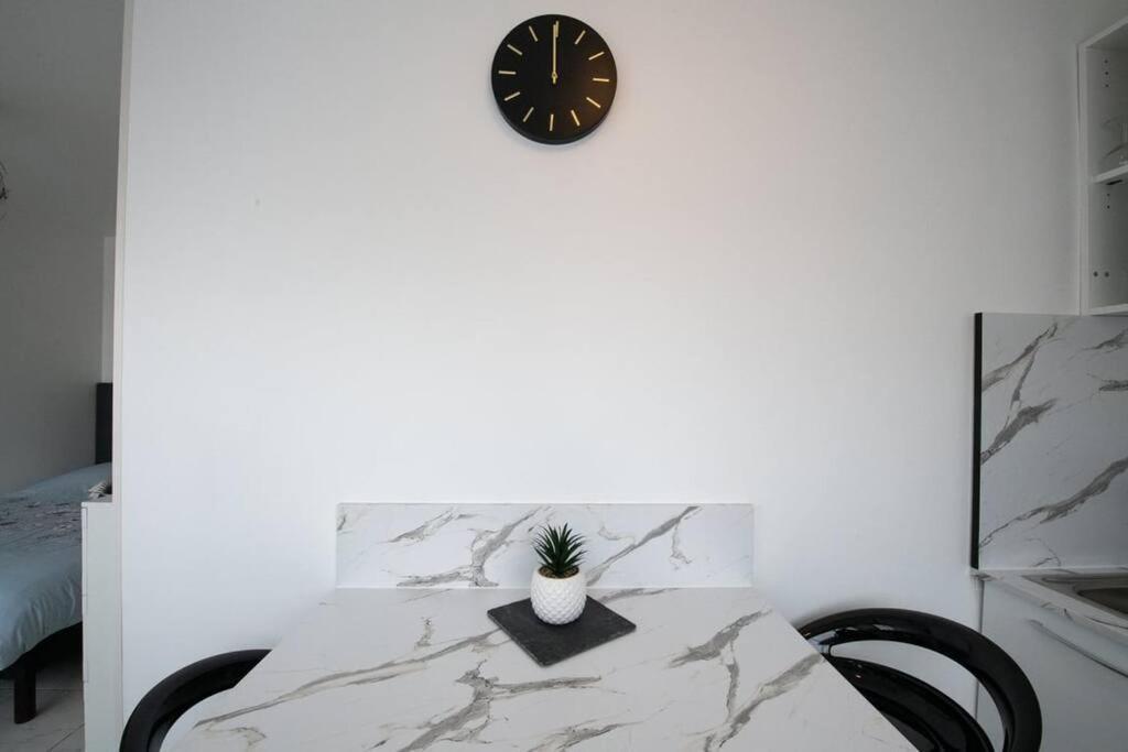Le Jasseron - Appartement Cosy Avec Garage Quartier Partdieu Lyon Exteriör bild